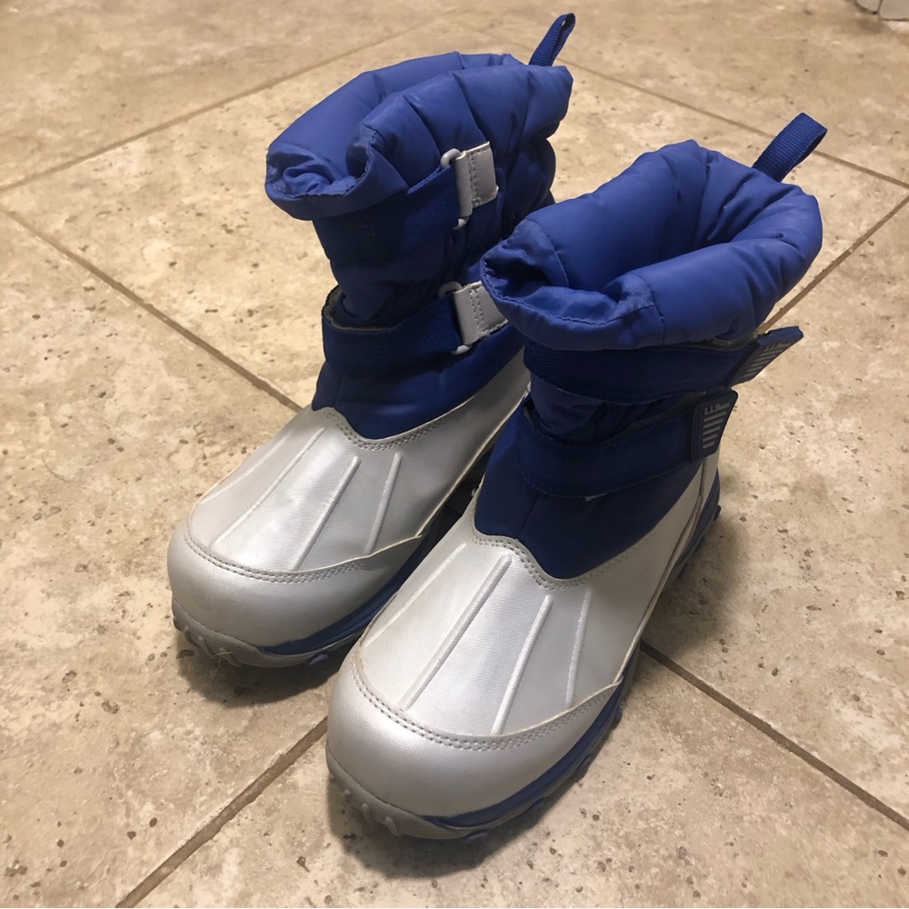L. L. Bean Waterproof Blue Gray Youth Boots Sz 5Y